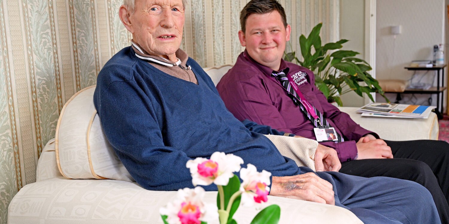 Careyourway carer with patient sitting on a couch