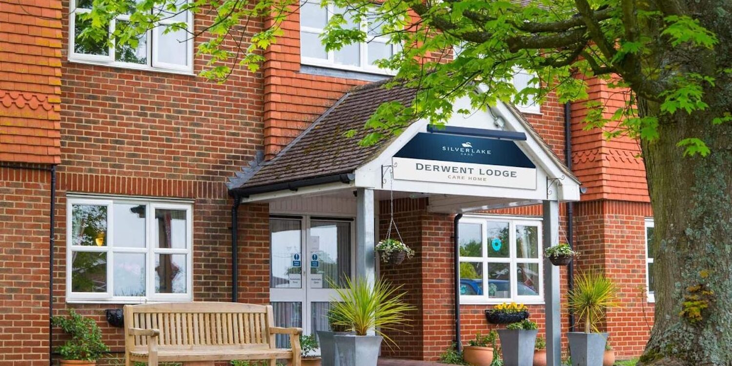 Derwent Lodge Billingshurst Main Entrance